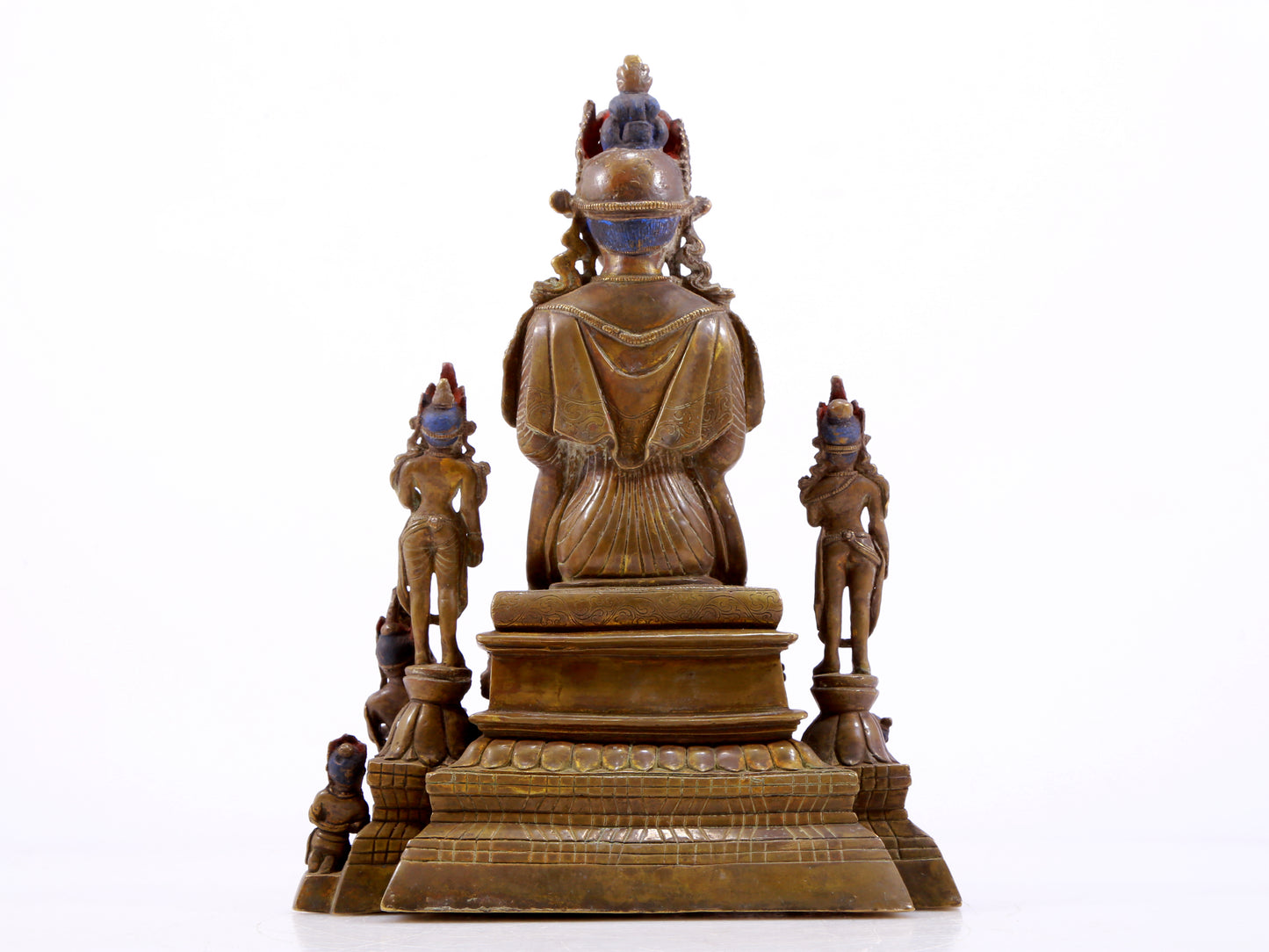 A solemn gilt bronze statue of Bodhisattva