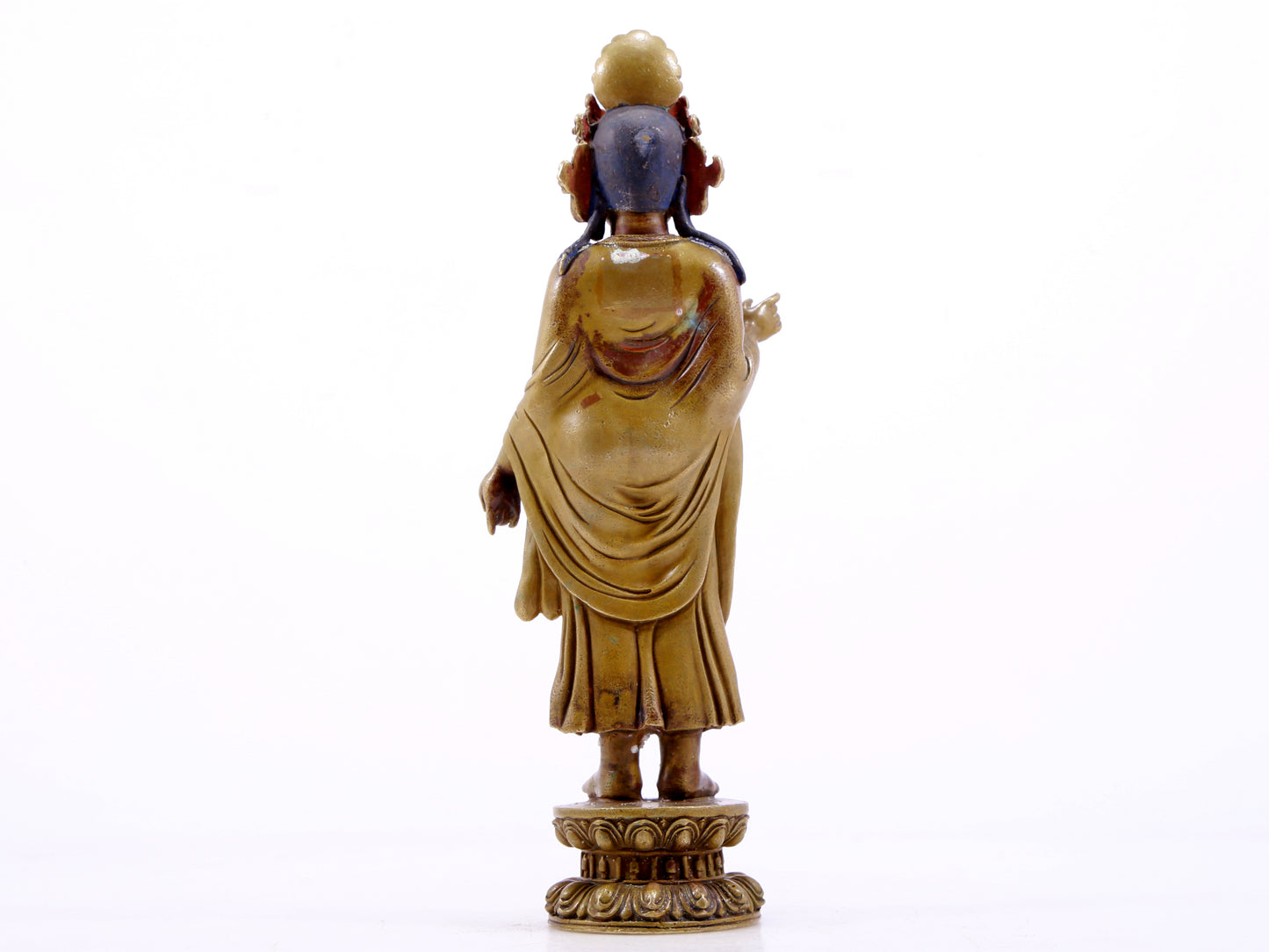 A solemn statue of Bodhisattva made of alloy copper and inlaid with silver