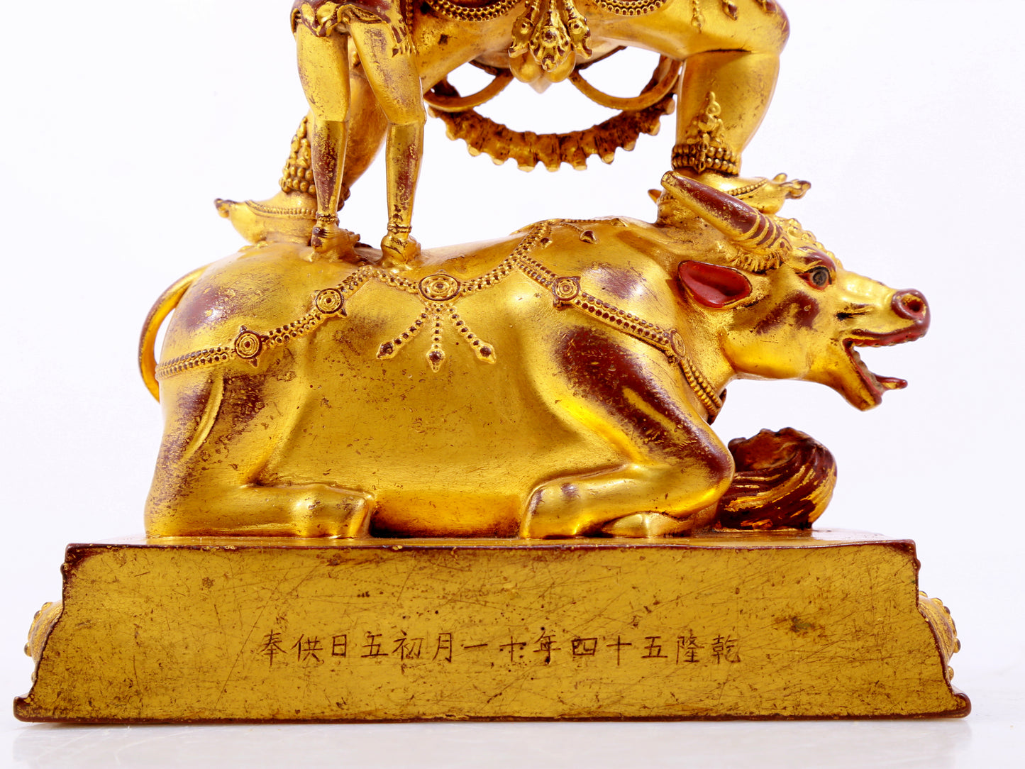 A solemn gilt bronze Vajra statue