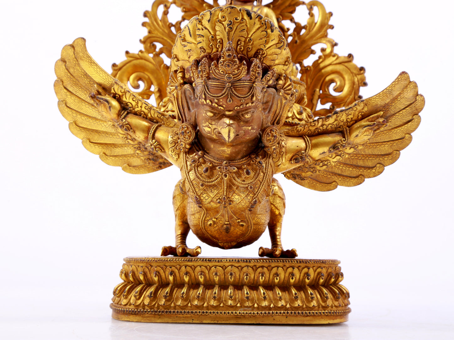 A majestic gilt bronze statue of Sakyamuni