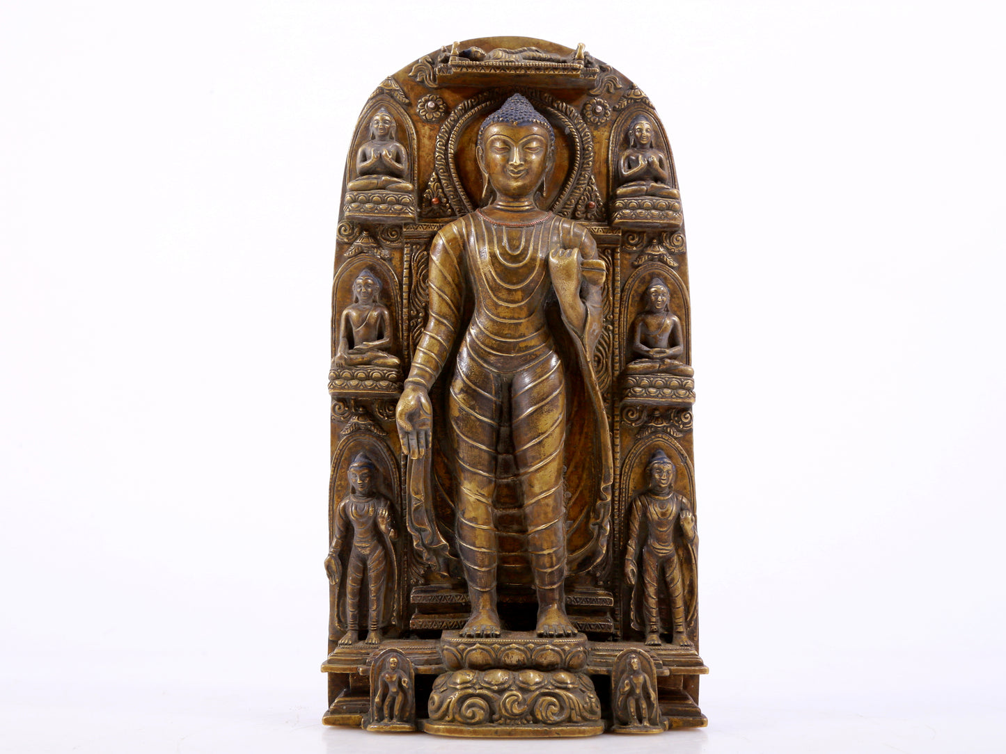 A solemn alloy copper statue of Gautama Buddha