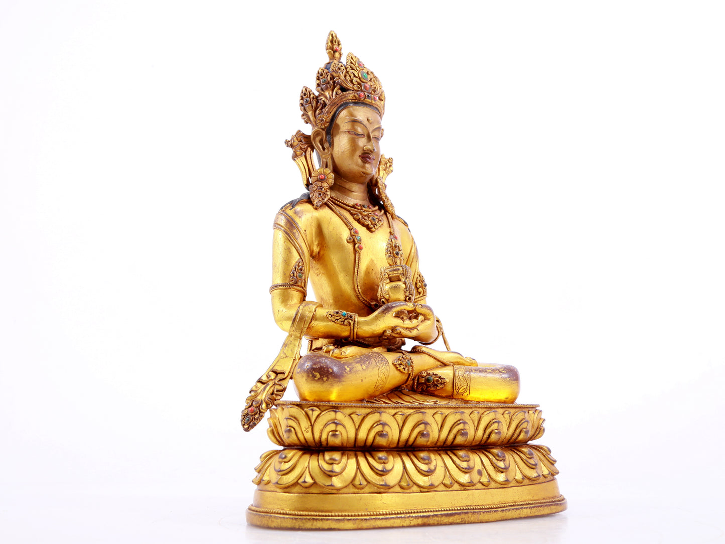 A solemn gilt bronze statue of Amitayus Buddha inlaid with hundreds of treasures