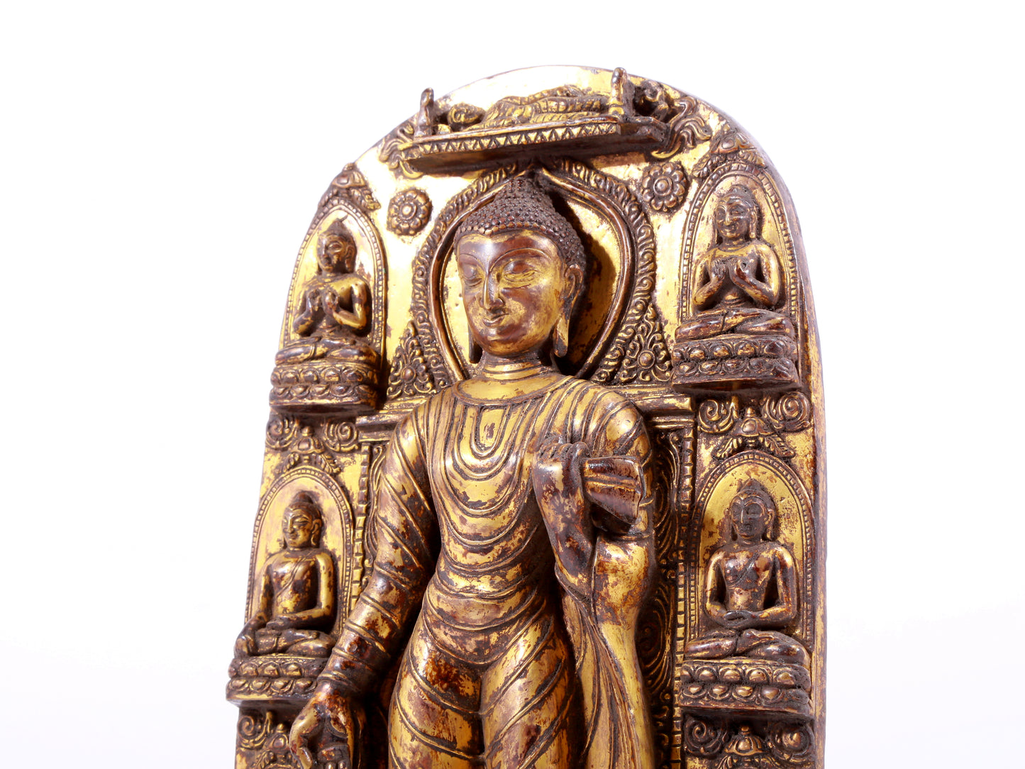 A majestic gilt bronze statue of Sakyamuni