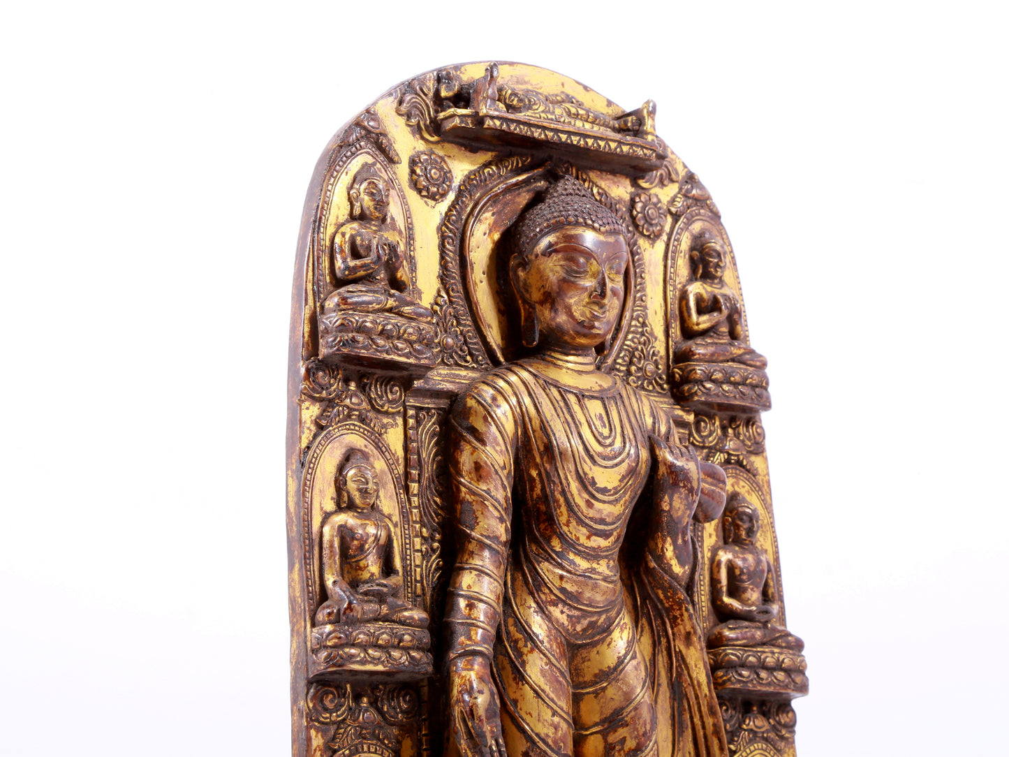 A majestic gilt bronze statue of Sakyamuni