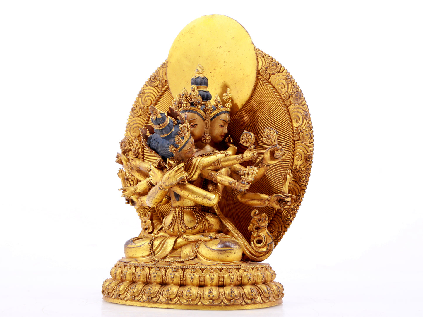 A majestic gilt bronze statue of the Buddha