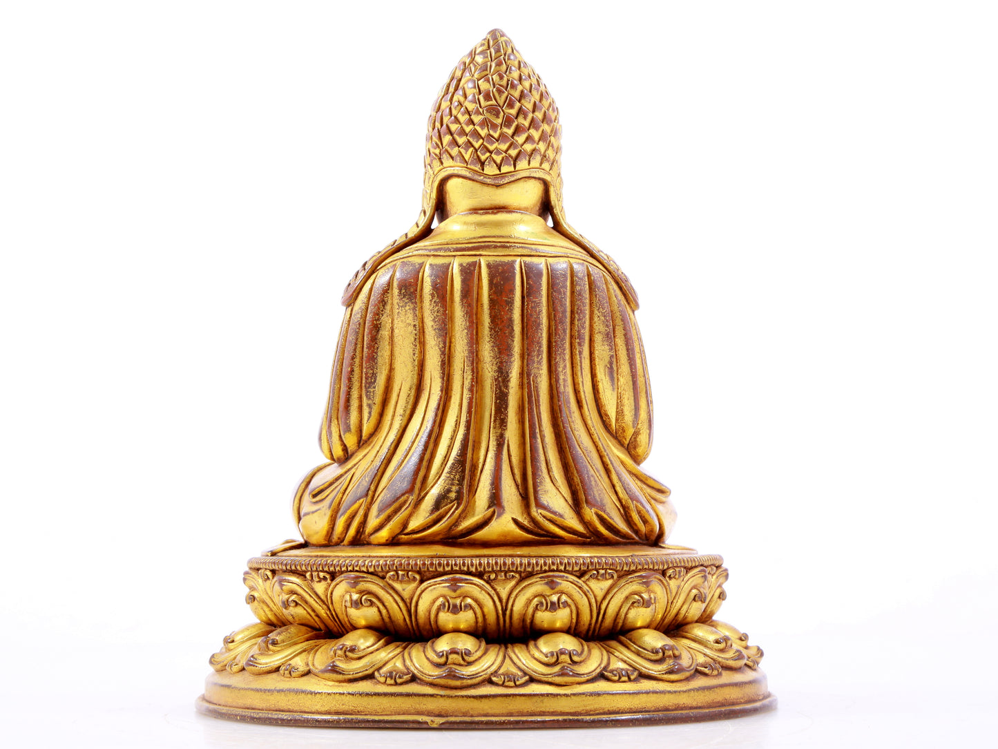 A majestic gilt bronze statue of Tsongkhapa