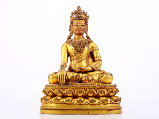 A solemn gilt bronze statue of Bodhisattva