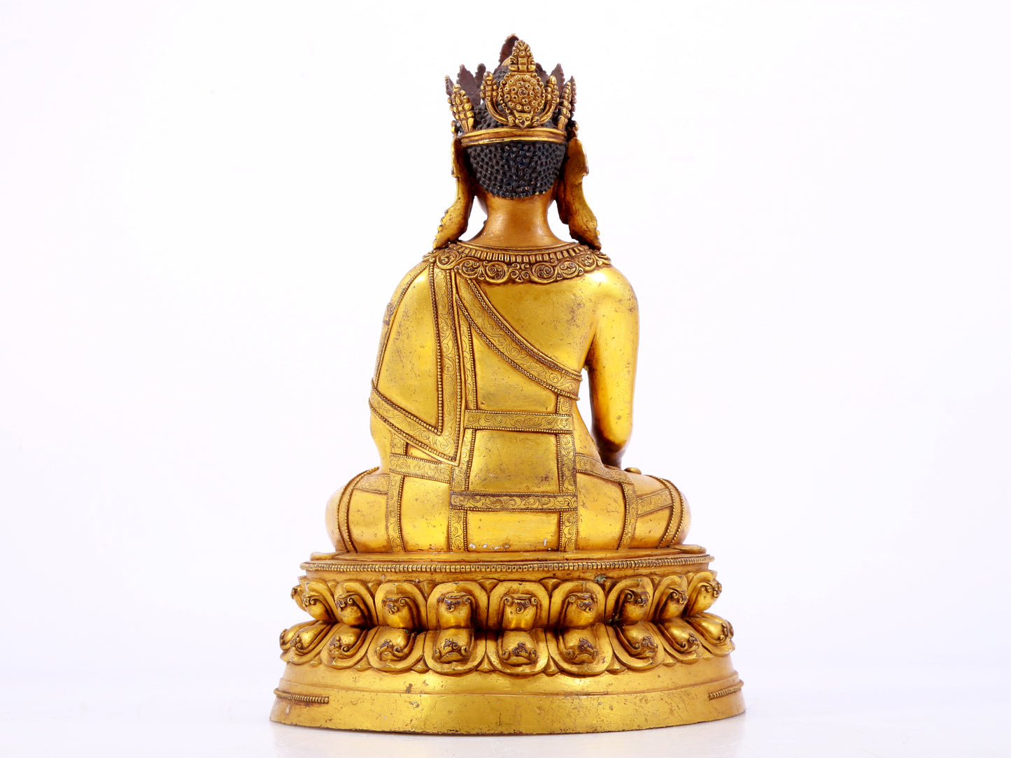 A solemn gilt bronze statue of Bodhisattva