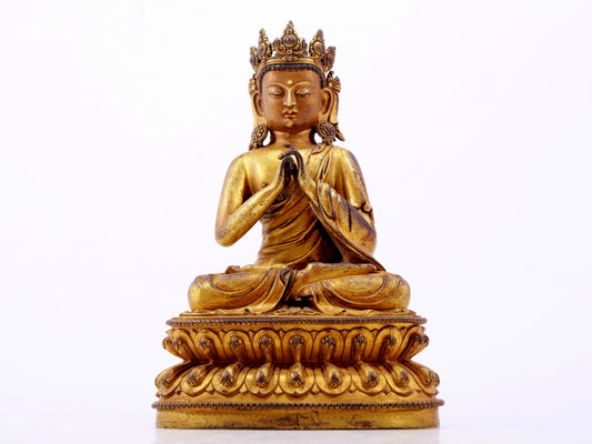 A solemn gilt bronze statue of Bodhisattva