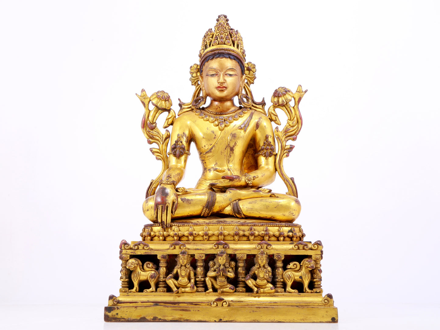 A majestic gilt bronze statue of Bodhisattva with inscription