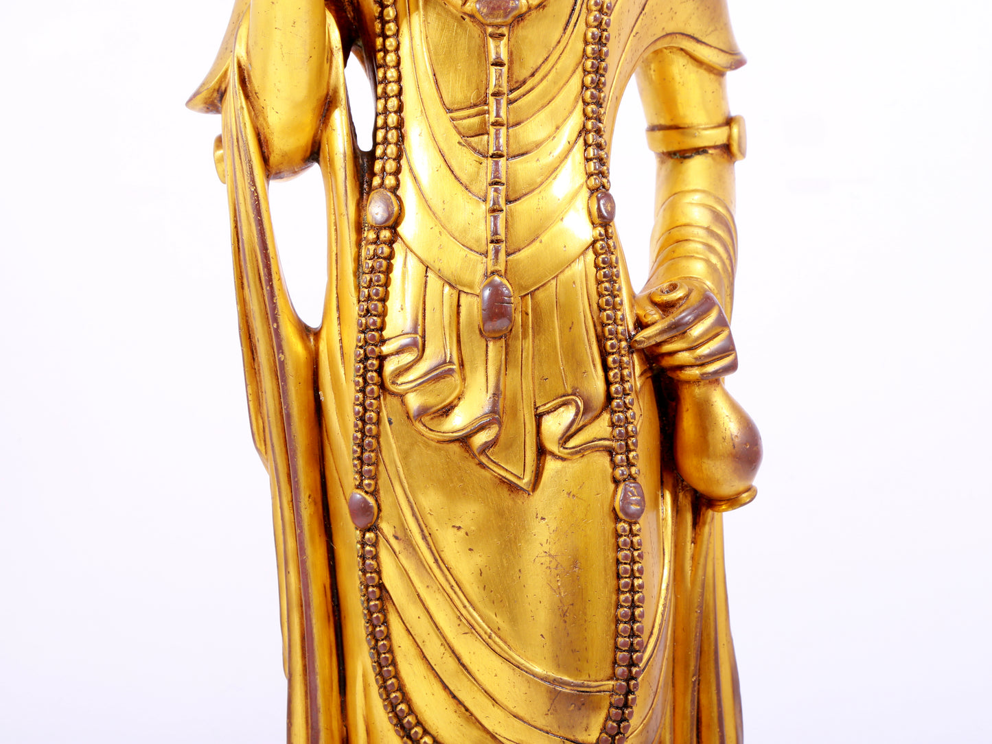 A majestic gilt bronze statue of Guanyin