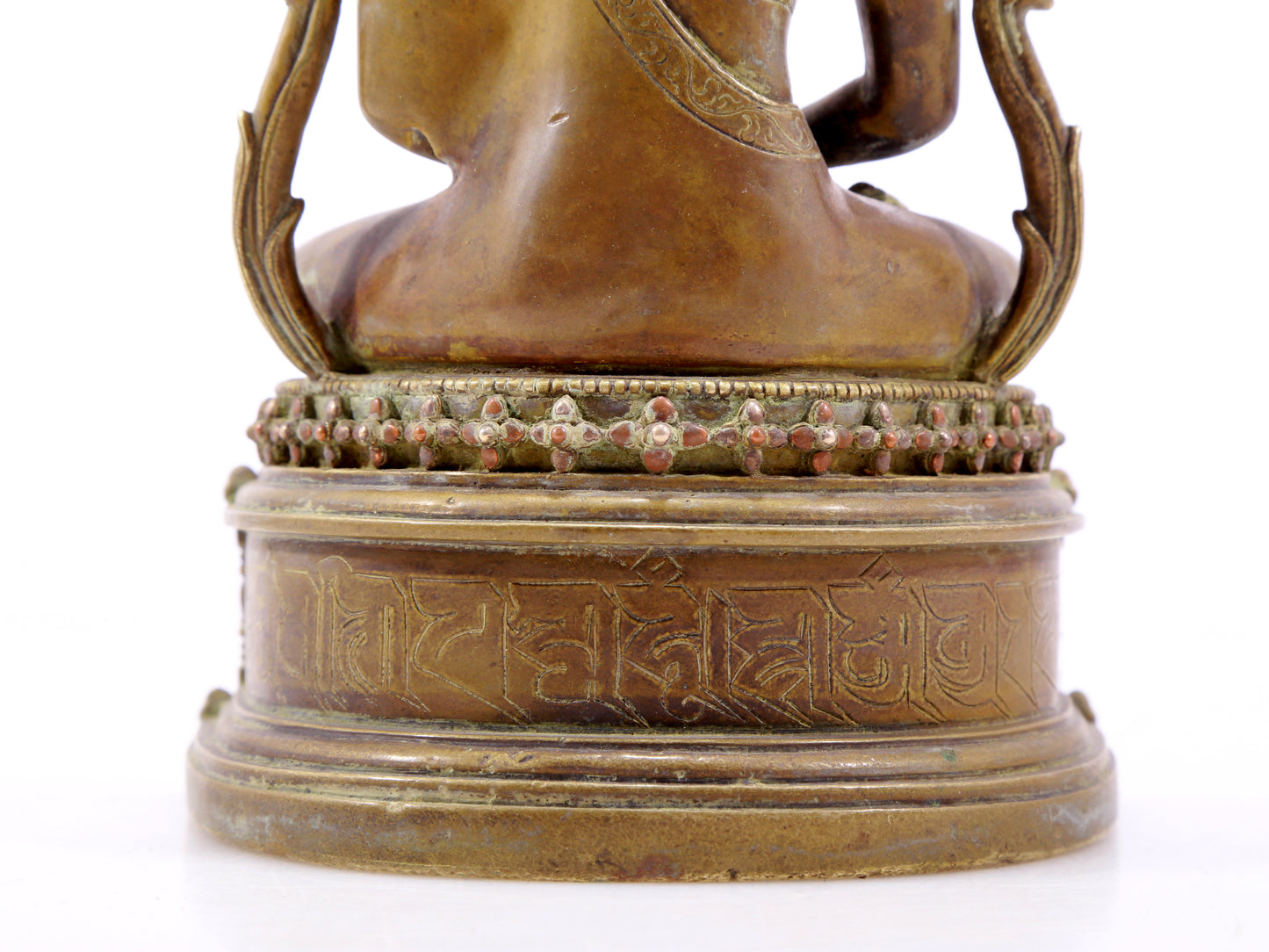 A solemn alloy copper Buddha statue