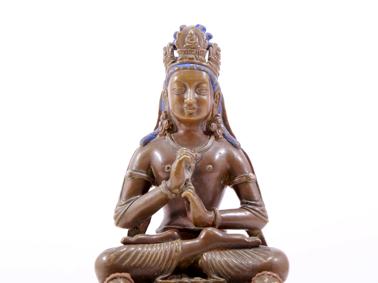 A solemn alloy copper Buddha statue