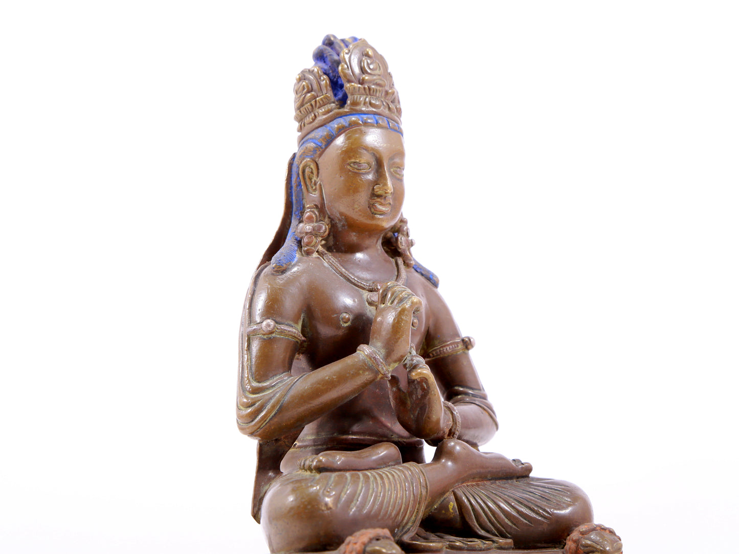 A solemn alloy copper Buddha statue