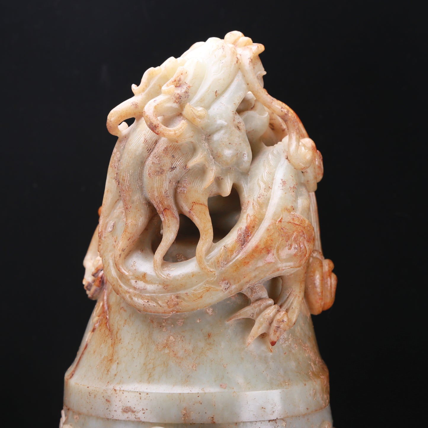 An Archaic White Jade 'Auspicious Cloud& Dragon' Vase And Cover