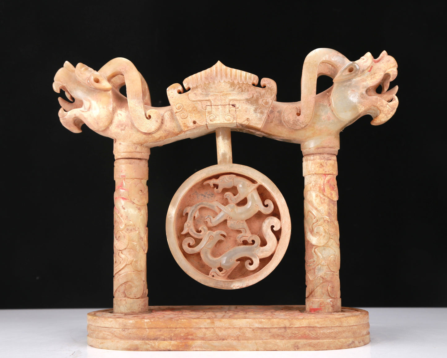 An Elaborate White Jade 'Dragon' Decoration