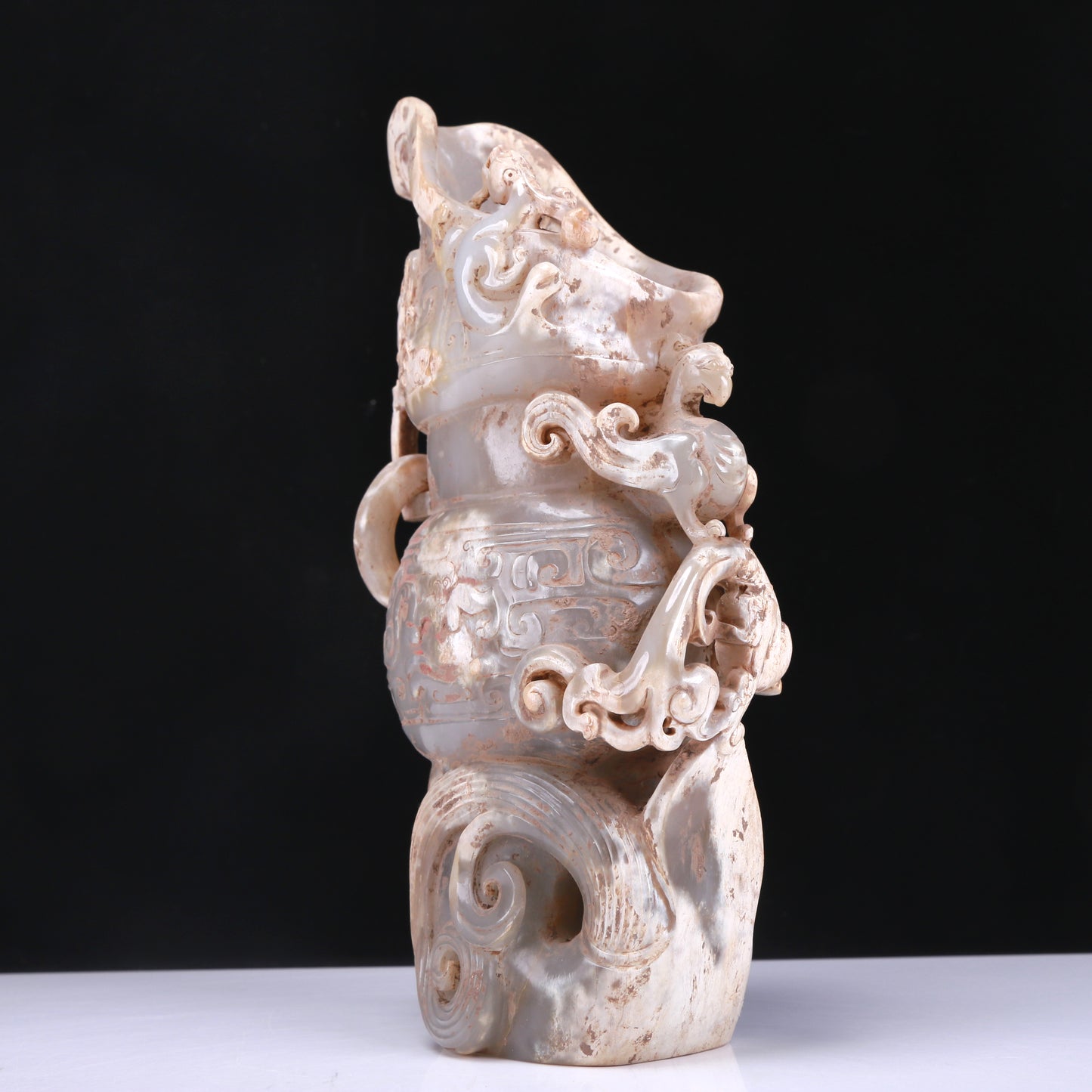 An Elaborate White Jade 'Dragon& Phoenix' Pot