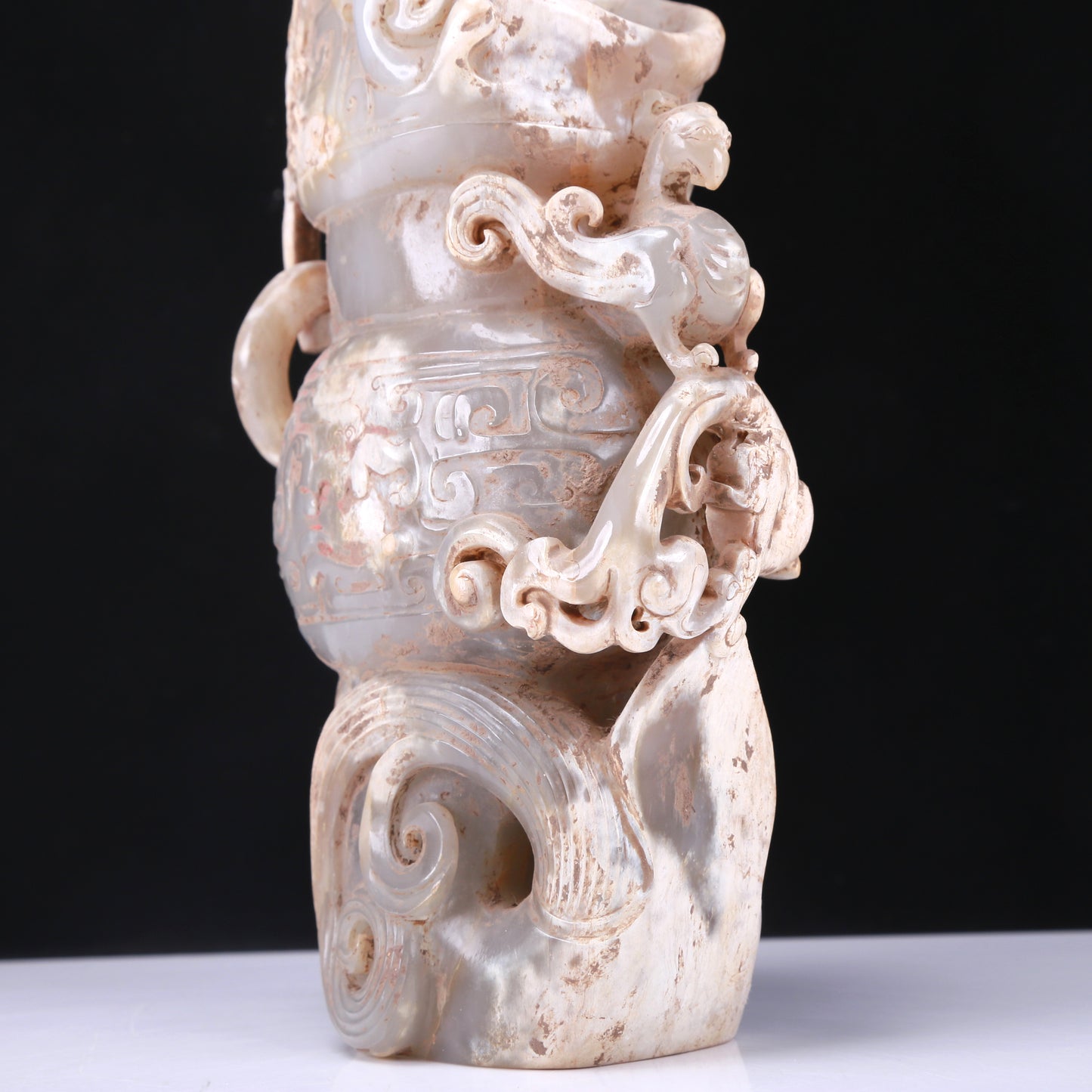 An Elaborate White Jade 'Dragon& Phoenix' Pot