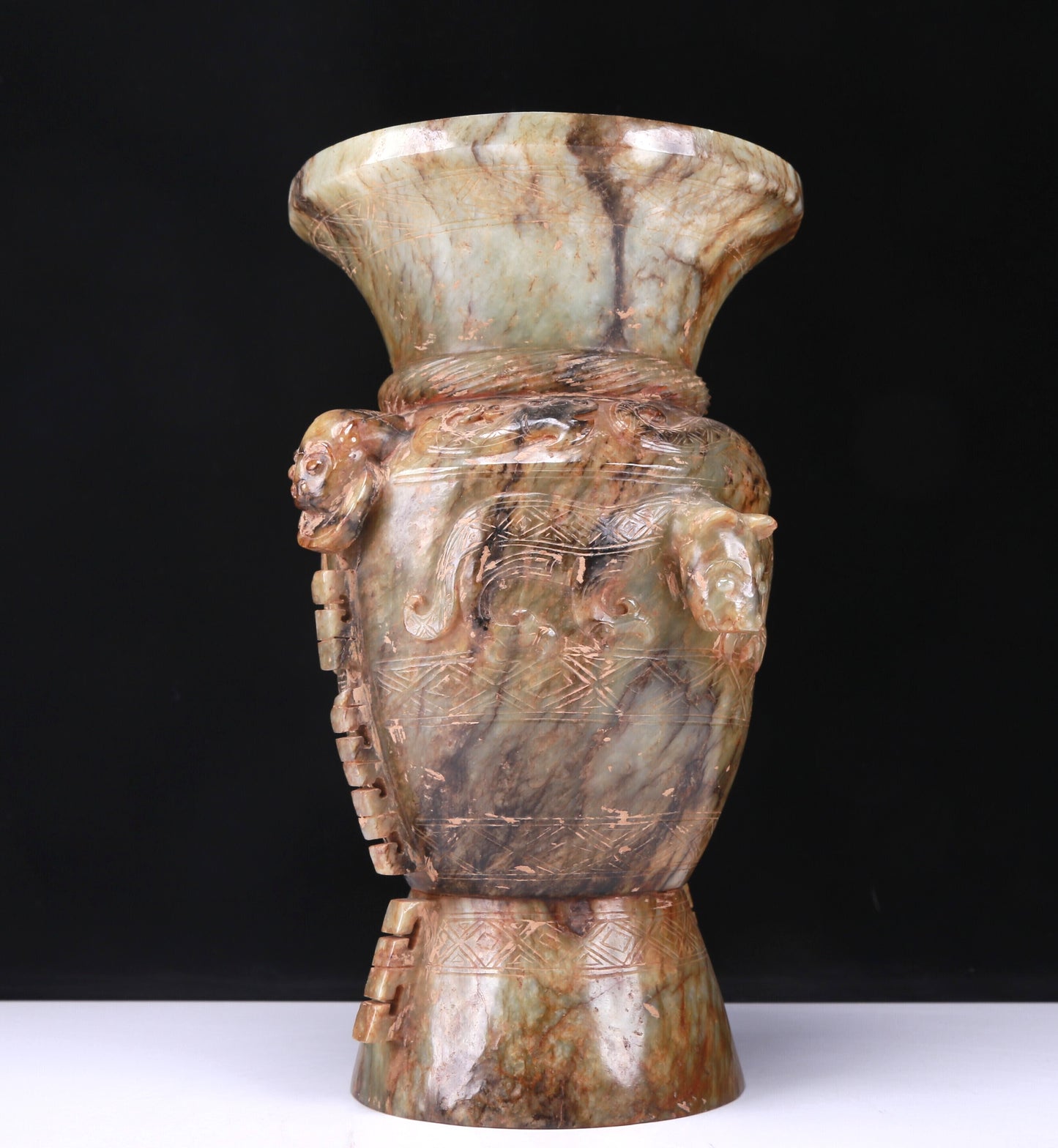 An Elaborate White Jade 'Dragon' Vase