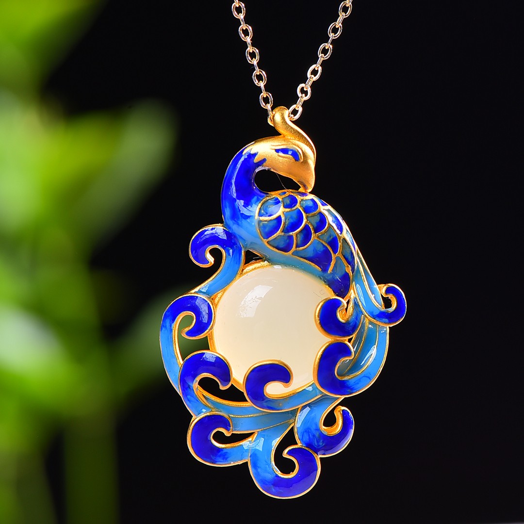 Gilt silver inlaid Hetian jade enamel phoenix pattern pendant