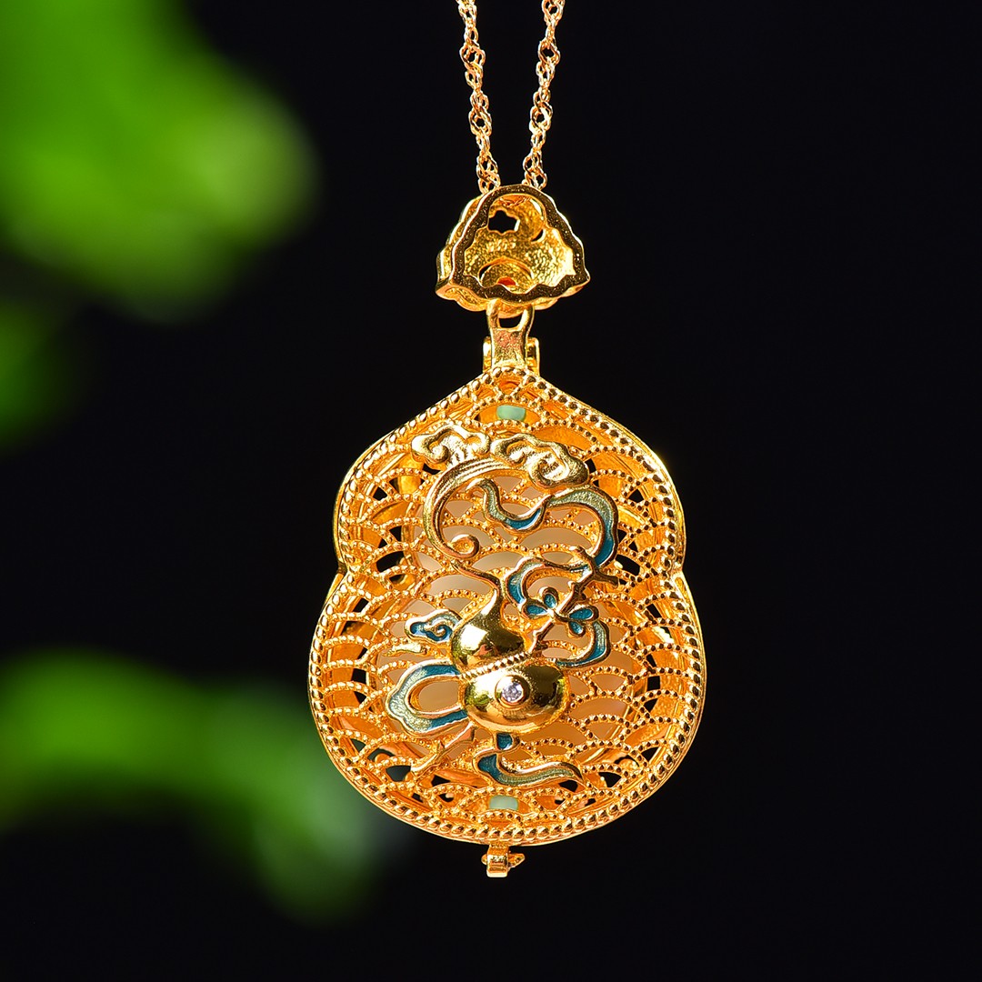 Silver gold plated Hetian jade pendant