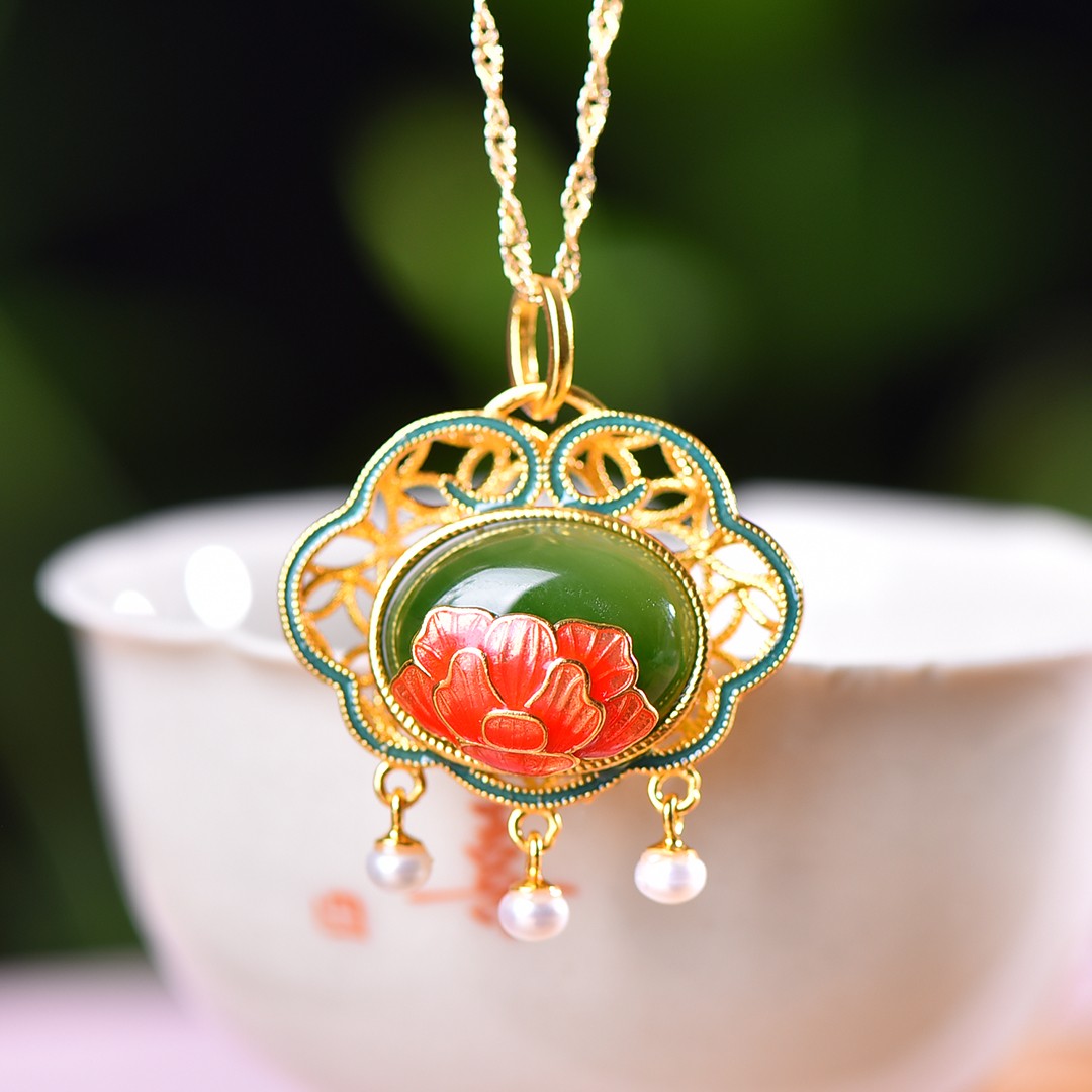 Silver gold plated Hetian jade pendant