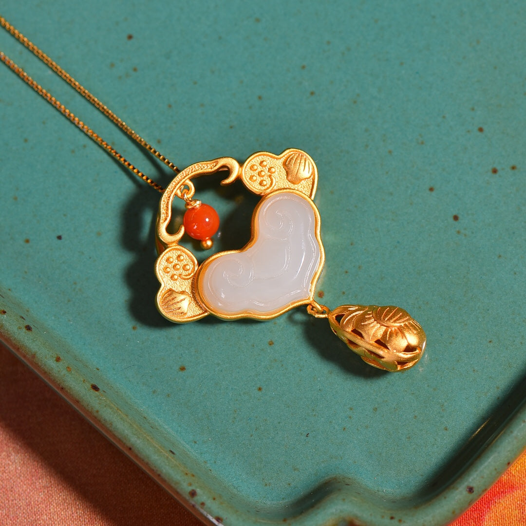 Silver gold plated Hetian jade pendant